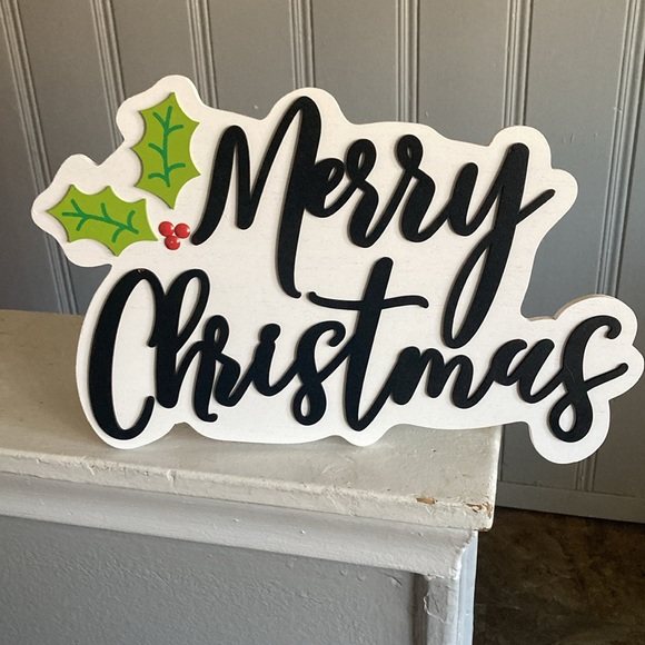 NWT- 15x17- White & Black Merry Christmas Wooden Decor Sign with beaded hanger - Picture 8 of 17